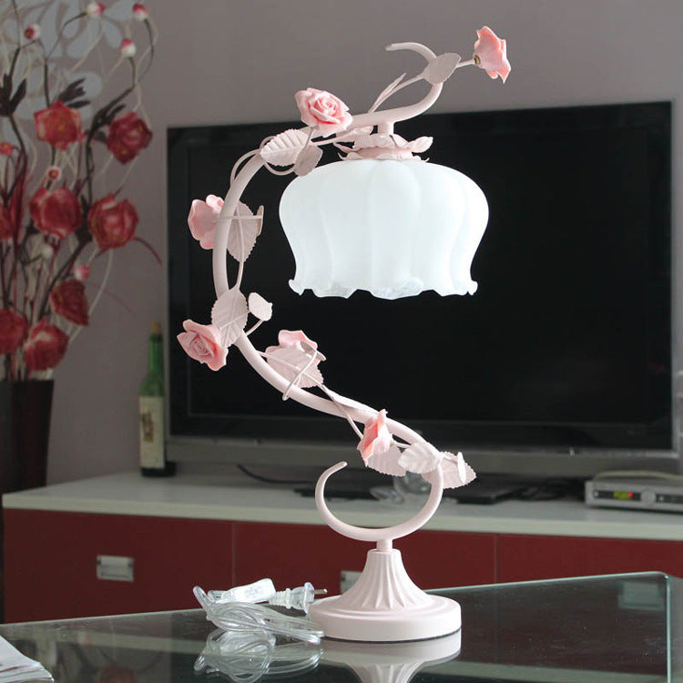 Rose Bed Lamp